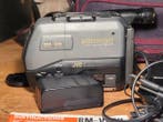 JVC Videomovie GR-AX5 VHS-C camcorder set met lader,