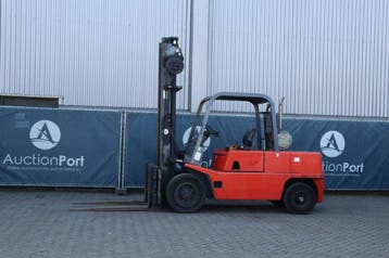 Veiling: Heftruck Yale DFG-5.0M Diesel 4950kg 1987, Ophalen
