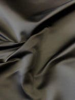 ARMANI - Alta Moda! Prachtige en elegante zware satijn van