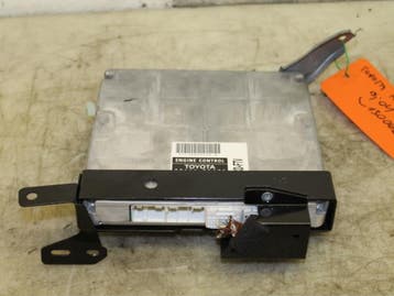 Computer Motormanagement Toyota Avensis O100847, Nieuw