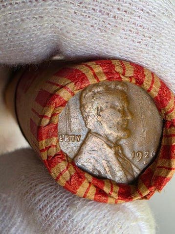 Verenigde Staten. 1 rol containing Indian Head 1889 on one