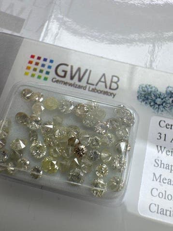 Zonder minimumprijs - 53 pcs Diamant (Natuurlijk gekleurd) -