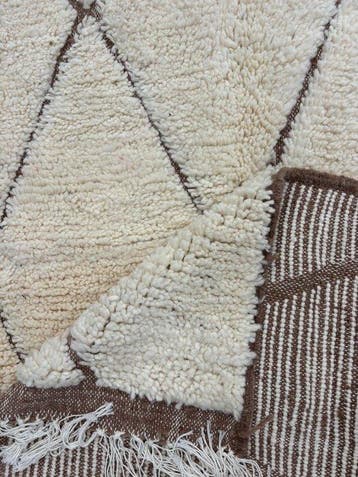 Tapis en laine berbère Beni Ourain du Maroc - fait à la main