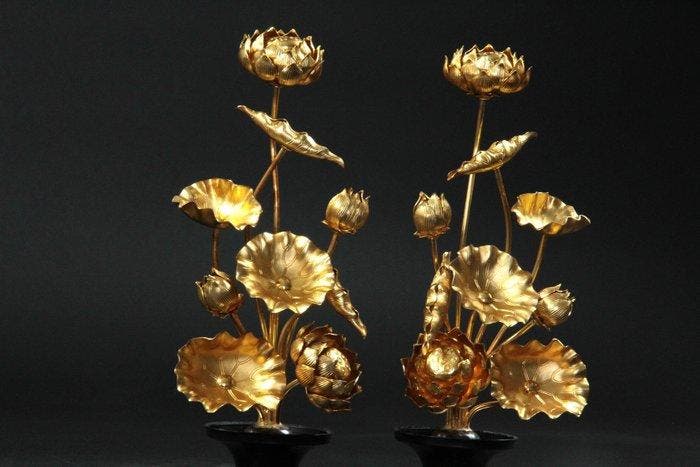 Fleurs de lotus pour autel bouddhiste (paire) avec vases -, Antiquités & Art, Antiquités | Autres Antiquités