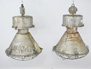 Mesko - Plafondlamp - Metaal - Twee Poolse industriële, Antiquités & Art, Antiquités | Éclairage