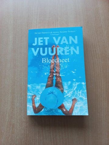 Bloedheet - Jet van Vuuren 9789045218601 Jet van Vuuren, Boeken, Verzenden, Gelezen, Jet van Vuuren