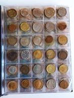 Monde. Mundo. Album con 250 Monedas varias del mundo sin