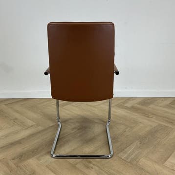 Brunner Fina Soft vergader design stoel, bruin leder -