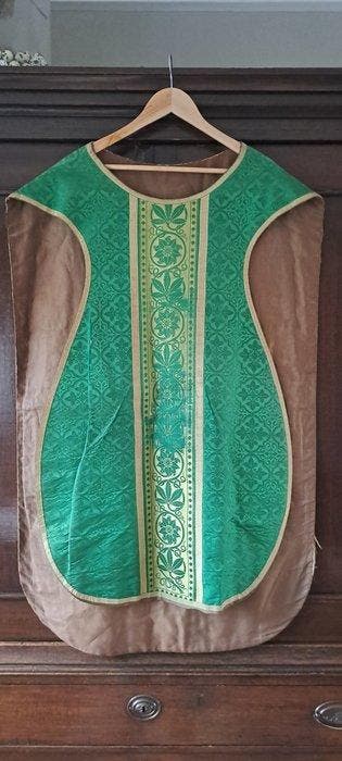 Kazuifel - Antiek - Stof/ Borduursel. - Early 20th century, Antiek en Kunst