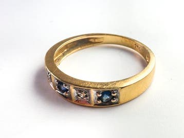 Ring - 18 karaat Geel goud - 0.10ct. tw. Saffier - Diamant, Nieuw