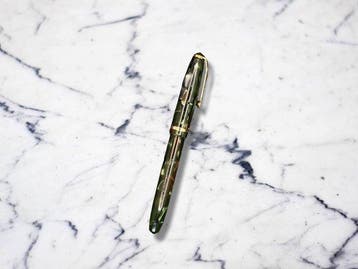 Conway Stewart - Conway Stewart Dinkie 550 Green Marbled -, Nieuw