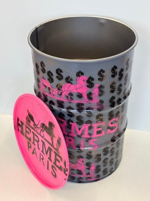 Rob VanMore - Money by Hermes, Antiek en Kunst, Kunst | Designobjecten