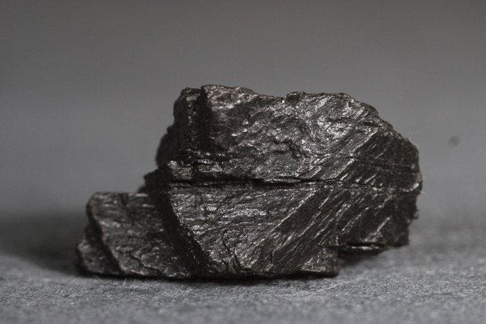 Saint-Aubin Franse ijzeren meteoriet - 53 g, Verzamelen, Mineralen en Fossielen