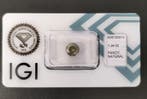Zonder minimumprijs - 1 pcs Diamant (Natuurlijk gekleurd) -, Handtassen en Accessoires, Edelstenen, Nieuw