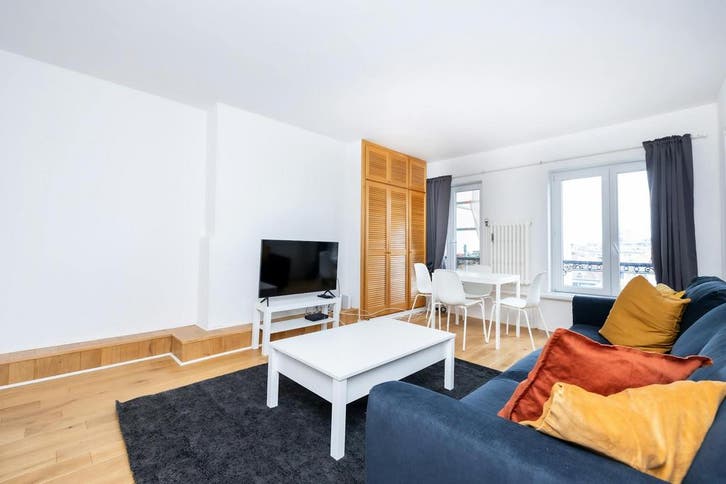 Appartement en Boulevard Anspach, Brussels, Immo, Appartements & Studios à louer, 50 m² ou plus, Bruxelles