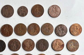 Verenigd Koninkrijk. Lot van 64 munten, 1806-1936 (Zonder, Postzegels en Munten