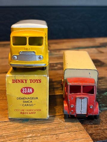 Dinky Toys 1:43 - Model vrachtwagen (2) - Dinky Toys France, Nieuw