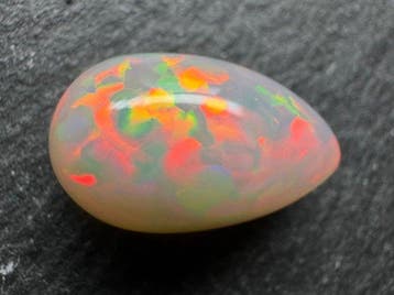 Opaal Cabochon- 2.12 g