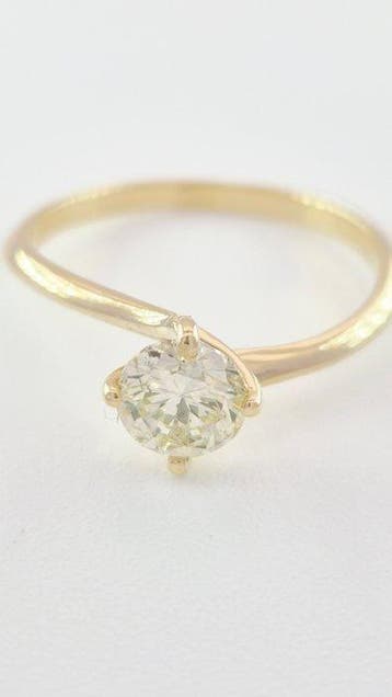 Ring - 14 karaat Geel goud - 0.70ct. tw. Geel Diamant, Handtassen en Accessoires, Ringen, Nieuw