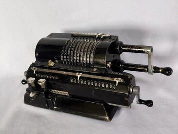 Original Odhner, Model 27 - Calculatrice - 1943 - 1944 -