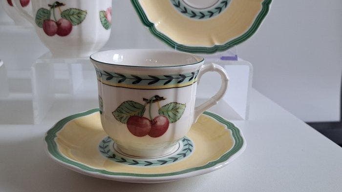 Villeroy & Boch - Koffie- en theeservies (12) - French, Antiek en Kunst, Antiek | Meubels | Tafels