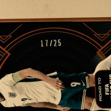 2025/26 Panini Noir Road to FIFA World Cup Harry Kane /25