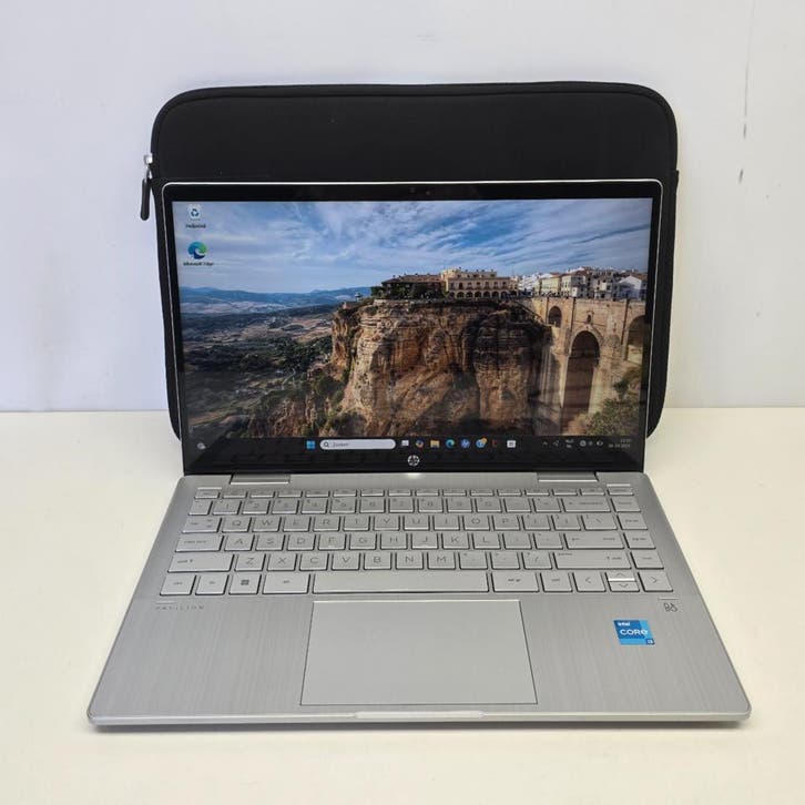 HP Pavilion x360 2-in-1 i3 8Gb Ram 256Gb SSD 14, Computers en Software, Windows Laptops, Nieuw, Ophalen of Verzenden