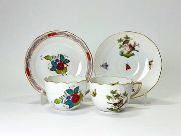 Herend Coppia di Tazzine con Piattino – Decori Apponyi e, Antiek en Kunst