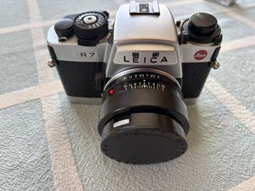 Leica R7 + Summicron R 1:2 / 50mm Appareil photo argentique