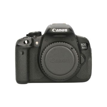 Canon EOS 700D met garantie, Ophalen of Verzenden, Gebruikt