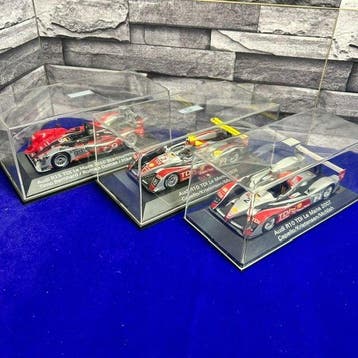 Schuco, Minichamps 1:43 - Model raceauto (3) - Schuco &, Nieuw