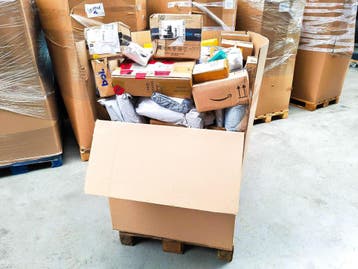 Pallet Postpakketten 129 kg netto, Nieuw