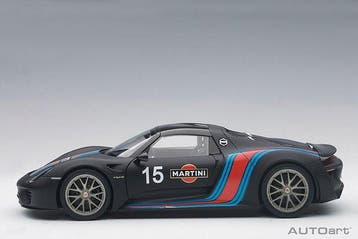 Autoart 1:18 - Model raceauto - PORSCHE 918 SPYDER -, Nieuw