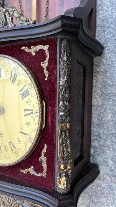 Wandklok - Urgos - Hout - 1950-1960 - Urgos wandklok met, Antiquités & Art, Antiquités | Horloges