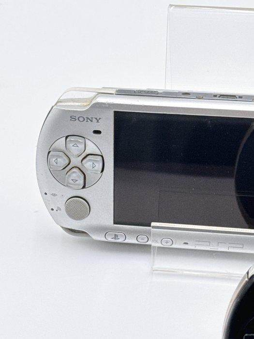 Sony - Sony PSP-3000 x2 & PSP-2000 x1 Console Lot White, Games en Spelcomputers, Spelcomputers | Overige Accessoires
