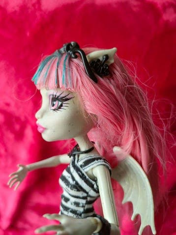 Monster High - Pop Rochelle Goyle - 2010-2020