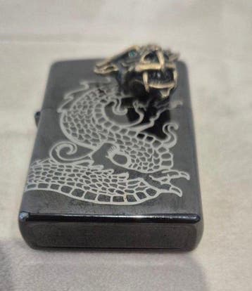 Zippo - Aansteker - Staal (roestvrij), Brons, Verzamelen, Nieuw