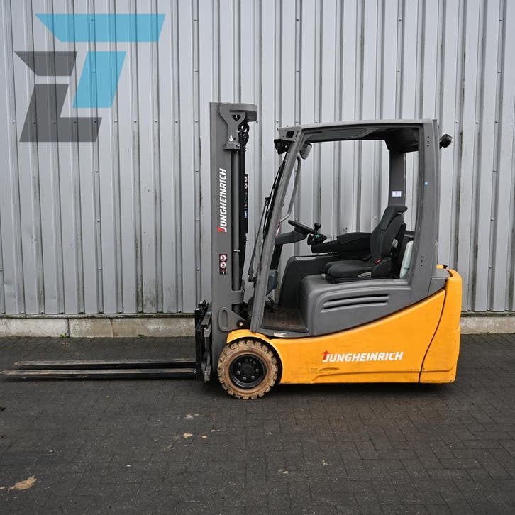Jungheinrich EFG 220 Elektrische heftruck, Zakelijke goederen, Machines en Bouw | Heftrucks en Intern transport, Heftruck, Elektrisch