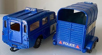 Corgi 1:43 - Modelauto (4) - Beaufort Double Horse-Box, Nieuw