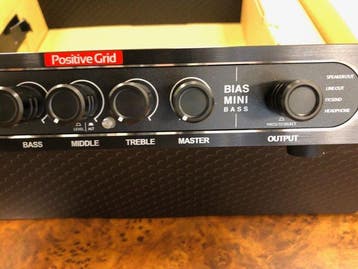 Positive Grid - Aantal items: 1 - Basgitaarversterker top, Muziek en Instrumenten, Nieuw