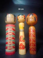 Beeldje (9) - Negen traditionele kokeshi in verschillende