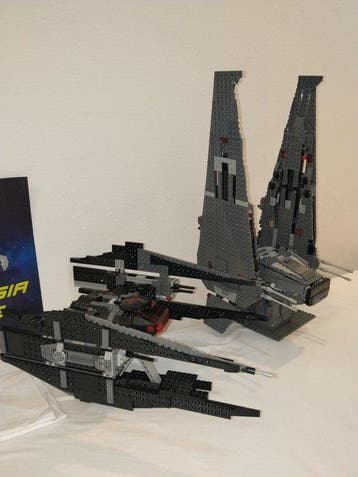Lego Set - Star Wars - Kilo Rens Command Shuttle (75104) &, Nieuw
