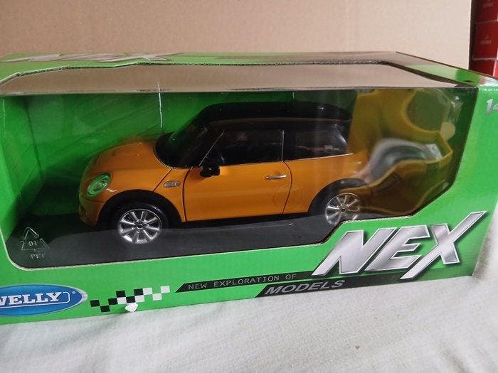 Welly 1:18 - Modelauto - Mini Cooper New Mini Hatch, Hobby en Vrije tijd, Modelauto's | 1:5 tot 1:12