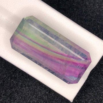 Zonder minimumprijs - 1 pcs Meerkleurig Fluoriet - 60.54 ct, Nieuw