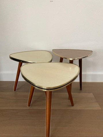 Table dappoint - fourmi - Trois petites tables en forme de