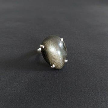 Ring van gouden obsidiaan uit Mexico. Montage op 925 zilver.