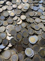 Monde. Lot 1,5 KG Bimetallic coins varied (Sans prix de