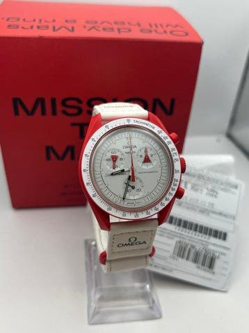 Omega x Swatch - MoonSwatch - Mission to Mars - Sans prix de, Handtassen en Accessoires, Horloges | Heren, Nieuw