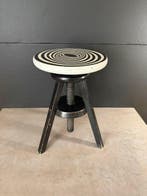 stool with an op-art design - Tabouret - Hêtre - tabouret