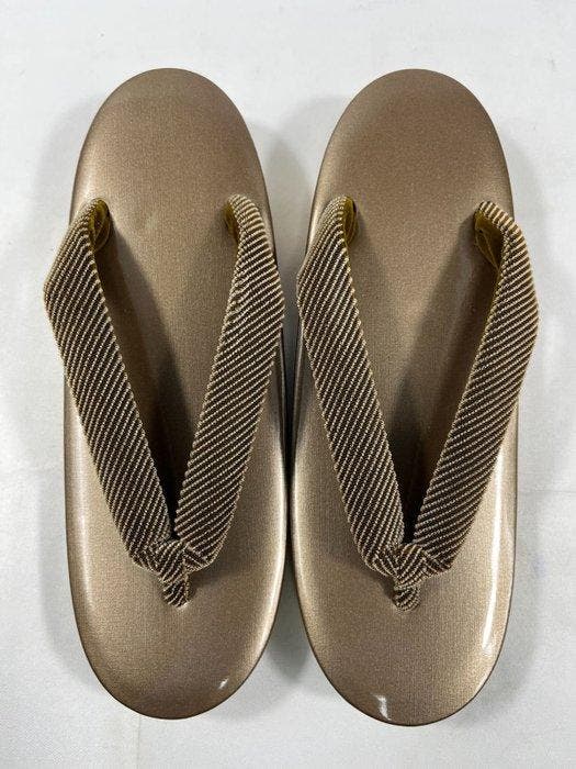 Sandales Zri () — chaussures japonaises traditionnelles à, Antiquités & Art, Antiquités | Autres Antiquités